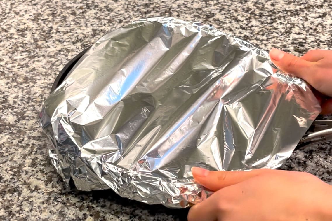 Step three for how to make Otoshibuta