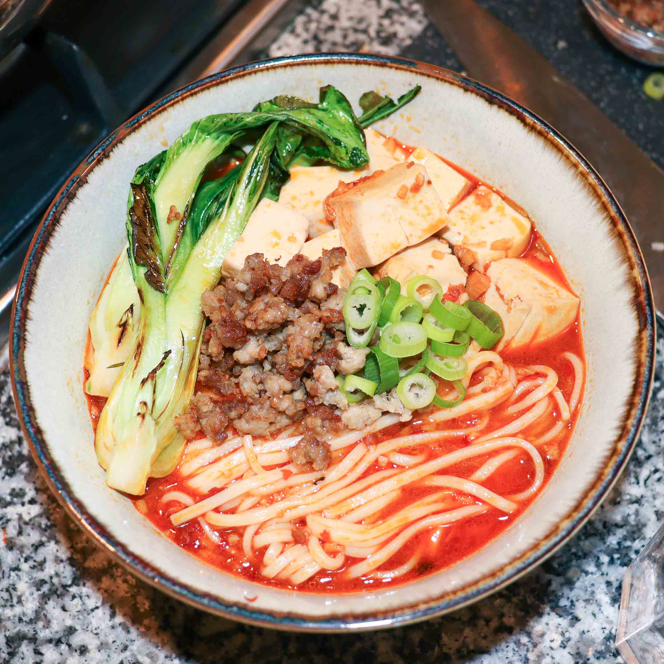 W2R パーカー MIKADO 7 TOFU Mapo Tofu Miso Ramen - Mikusu Kitchen